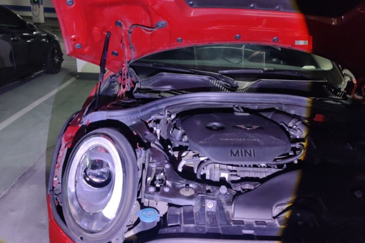 Used MINI Clubman 2016 Revised Version 1.5T COOPER Connoisseur Edition Engine Bay Right