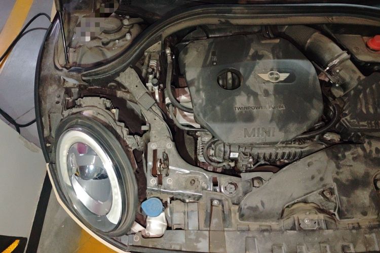 Used MINI Clubman 2016 Updated 1.5T COOPER Geek Edition Engine Bay Right
