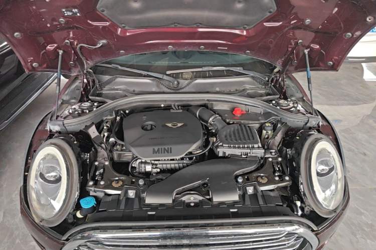 Used MINI Clubman 2016 Revised Version 1.5T COOPER Connoisseur Edition Engine Bay