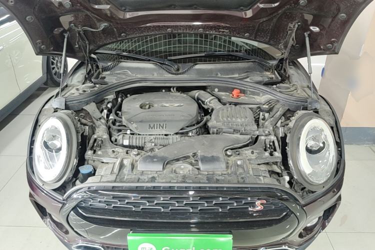 Used MINI Clubman 2016 Revised Version 2.0T COOPER S Geek Edition Engine Bay