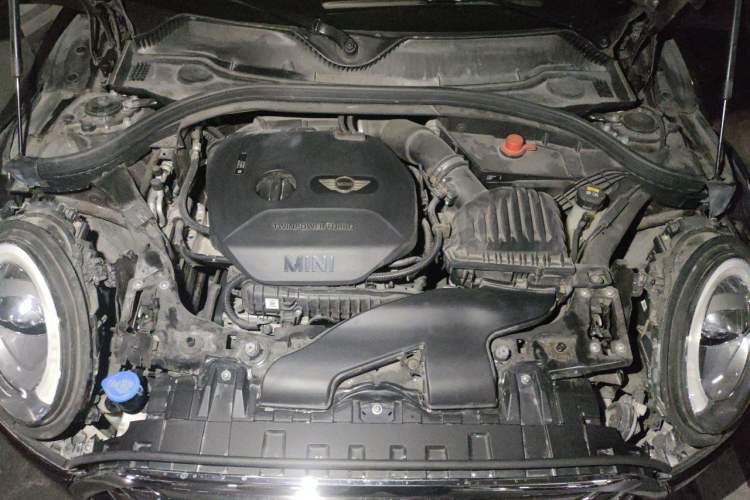 Used MINI Clubman 2016 Revised Version 1.5T COOPER Connoisseur Edition Engine Bay