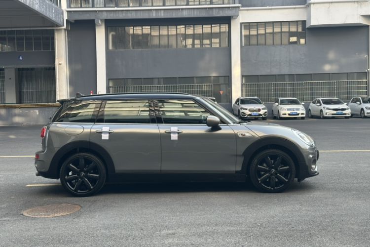 Used MINI Clubman 2016 2.0T COOPER S Exterior 4