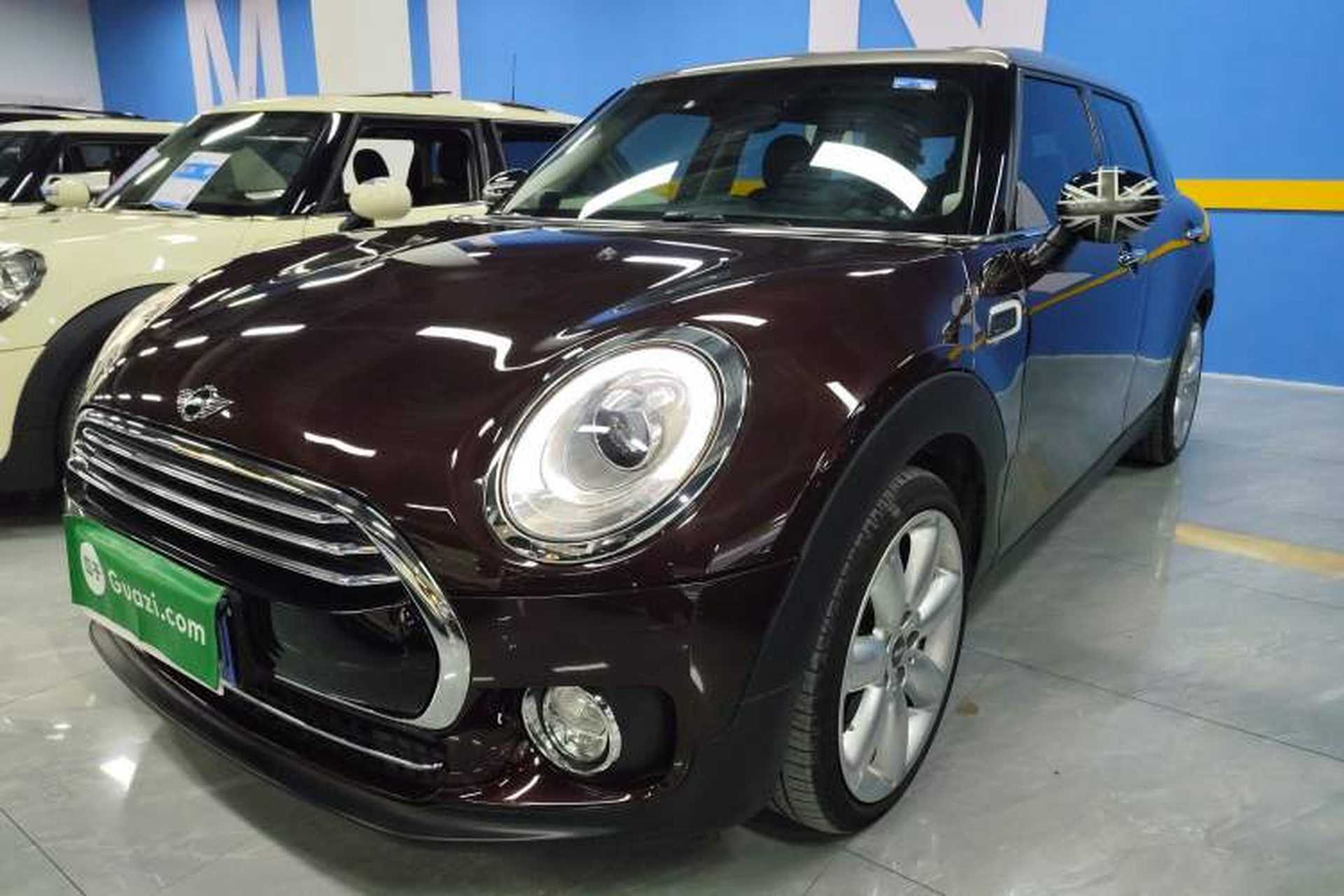 Used MINI Clubman 2016 Revised Version 1.5T COOPER Connoisseur Edition Front Left 45 Deg