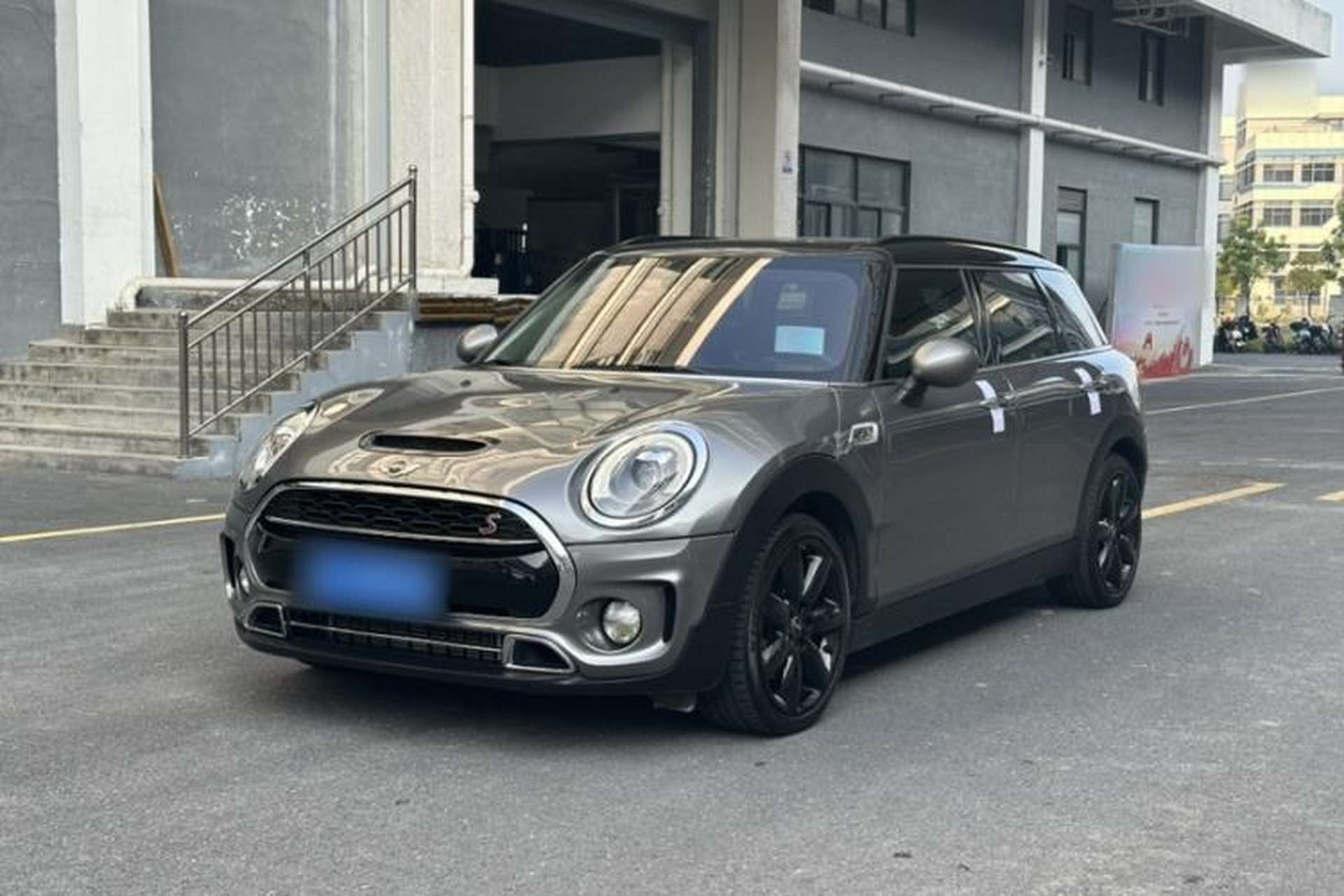 Used MINI Clubman 2016 2.0T COOPER S Front Left 45 Deg
