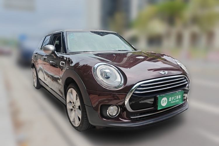Used MINI Clubman 2016 1.5T COOPER Connoisseur Edition Front Right 45 Deg