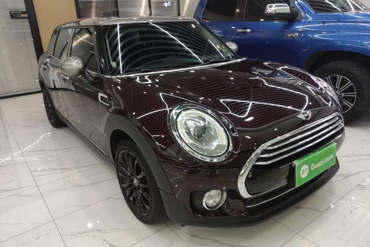 Used MINI Clubman 2016 Updated 1.5T COOPER Geek Edition Front Right 45 Deg
