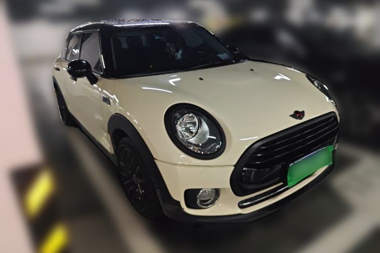 Used MINI Clubman 2016 Revised 1.5T COOPER Front Right 45 Deg