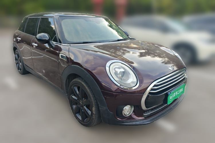 Used MINI Clubman 2016 Revised Version 1.5T COOPER Connoisseur Edition Front Right 45 Deg