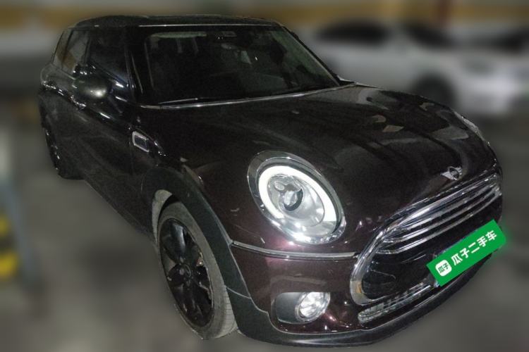 Used MINI Clubman 2016 Revised Version 1.5T COOPER Connoisseur Edition Front Right 45 Deg