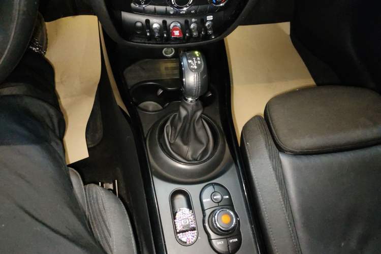 Used MINI Clubman 2016 Revised 1.5T COOPER Gear Lever