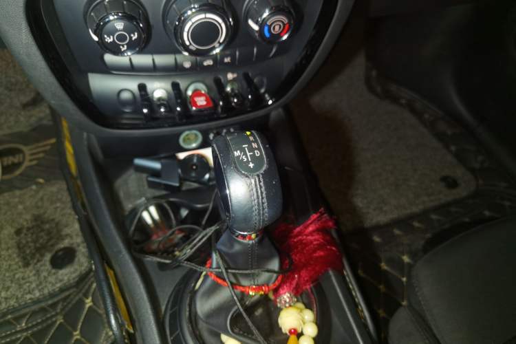 Used MINI Clubman 2016 Revised 1.5T COOPER Gear Lever
