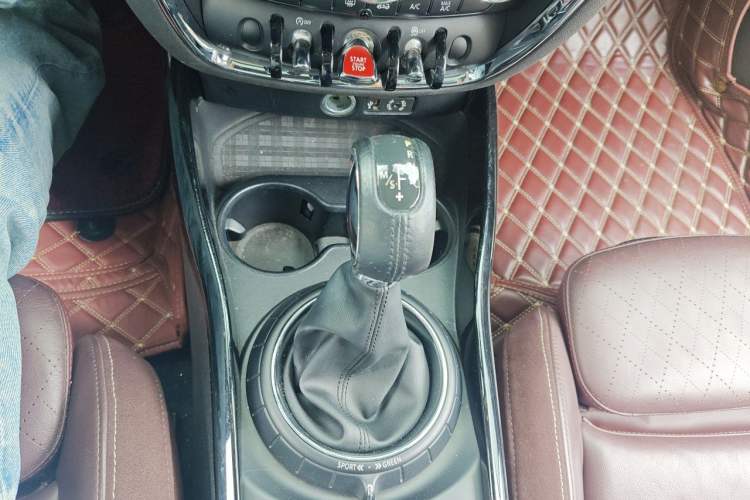 Used MINI Clubman 2016 1.5T COOPER Connoisseur Edition Gear Lever