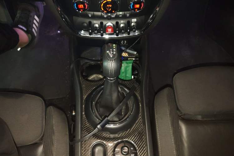 Used MINI Clubman 2016 Updated 1.5T COOPER Geek Edition Gear Lever