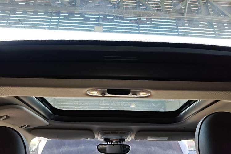 Used MINI Clubman 2016 Revised Version 1.5T COOPER Connoisseur Edition Headliner