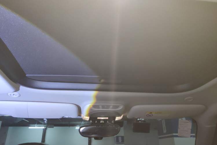 Used MINI Clubman 2016 Revised Version 1.5T COOPER Connoisseur Edition Headliner