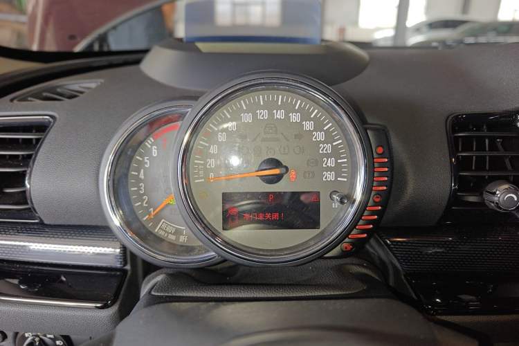 Used MINI Clubman 2016 Revised Version 2.0T COOPER S Geek Edition Instrument Cluster