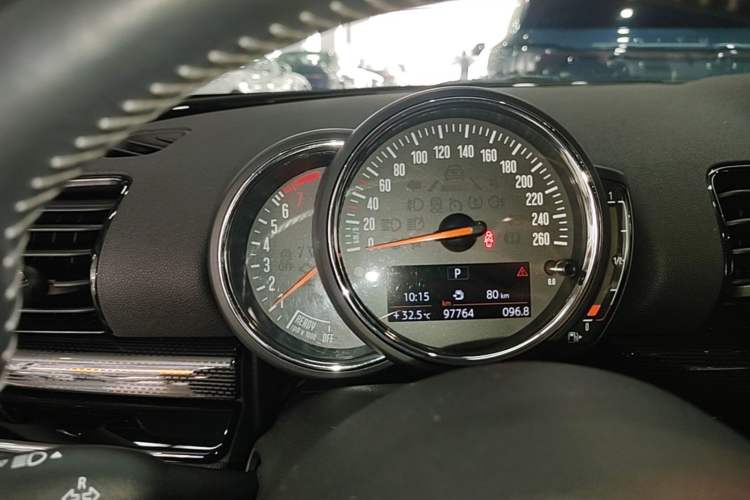 Used MINI Clubman 2016 1.5T COOPER Instrument Cluster