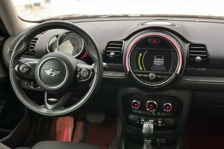 Used MINI Clubman 2016 Revised 2.0T COOPER S Interior 1