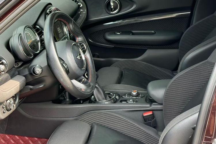 Used MINI Clubman 2016 Revised 2.0T COOPER S Interior 2