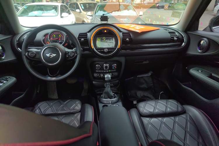 Used MINI Clubman 2016 Revised 1.5T COOPER Interior 2