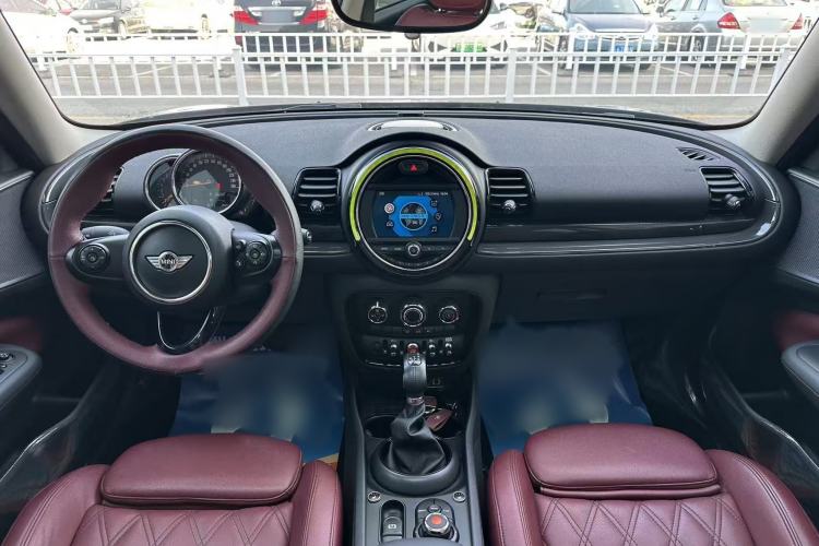 Used MINI Clubman 2016 Revised 1.5T COOPER Interior 3