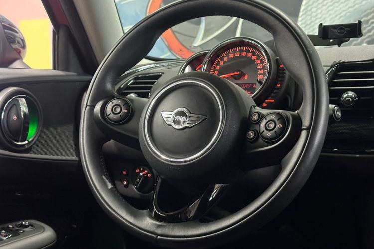Used MINI Clubman 2016 1.5T COOPER Interior 5