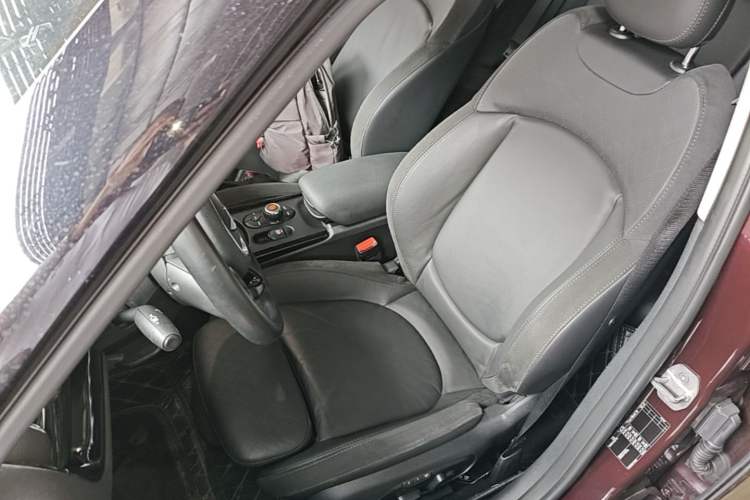 Used MINI Clubman 2016 Revised Version 1.5T COOPER Connoisseur Edition Left Front Seat