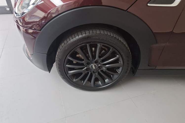 Used MINI Clubman 2016 Revised 1.5T COOPER Left Front Wheel Hub