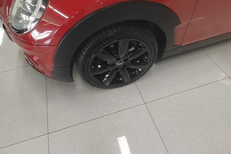 Used MINI Clubman 2016 Revised 2.0T COOPER S Left Front Wheel Hub