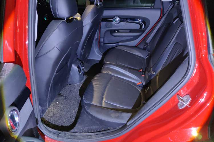 Used MINI Clubman 2016 Revised Version 1.5T COOPER Connoisseur Edition Left Rear Seat