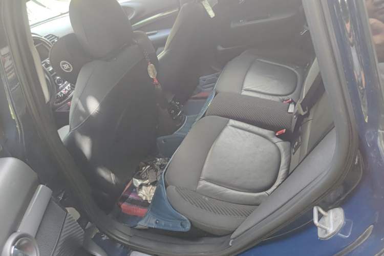 Used MINI Clubman 2016 Revised 2.0T COOPER S Left Rear Seat