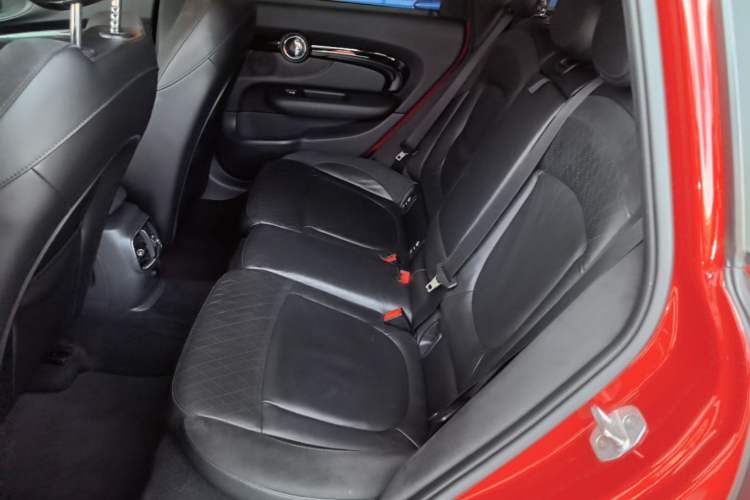 Used MINI Clubman 2016 Revised Version 1.5T COOPER Connoisseur Edition Left Rear Seat