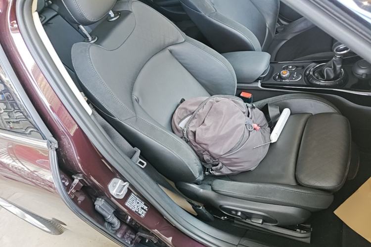 Used MINI Clubman 2016 Revised Version 1.5T COOPER Connoisseur Edition Right Front Seat