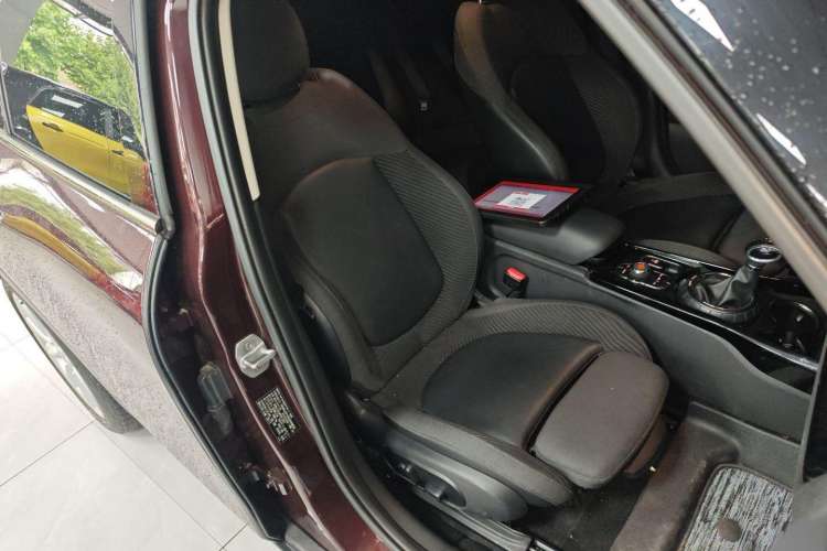 Used MINI Clubman 2016 1.5T COOPER Right Front Seat