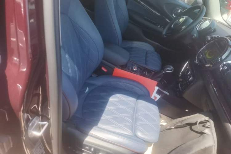 Used MINI Clubman 2016 Revised Version 1.5T COOPER Connoisseur Edition Right Front Seat