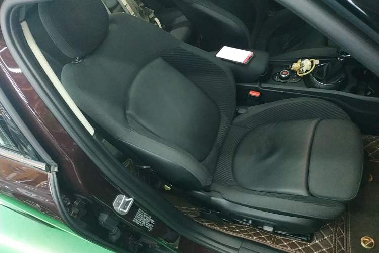 Used MINI Clubman 2016 1.5T COOPER Right Front Seat