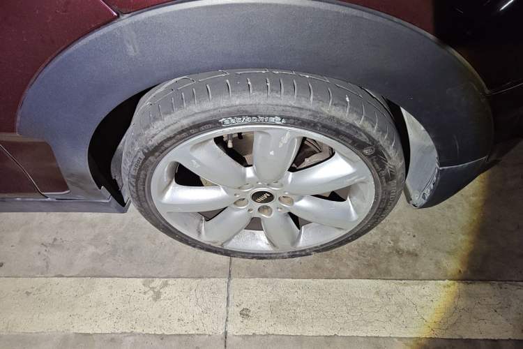 Used MINI Clubman 2016 2.0T COOPER S Right Front Wheel Hub