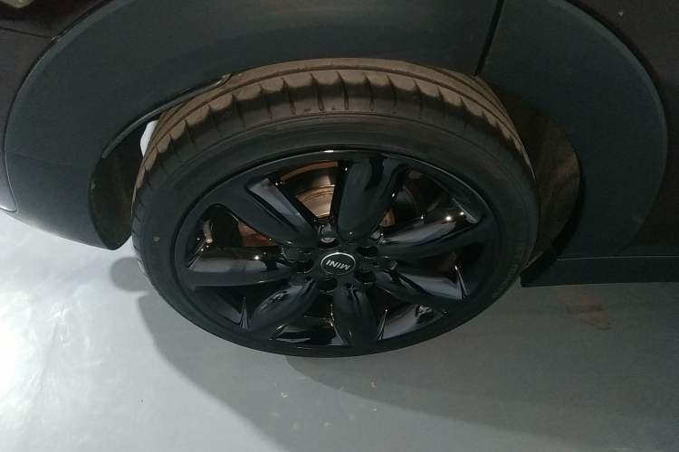 Used MINI Clubman 2016 2.0T COOPER S Right Rear Wheel Hub