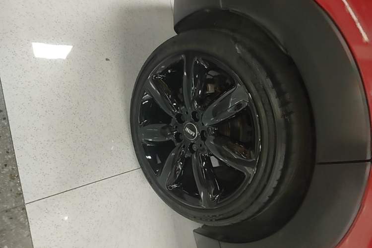 Used MINI Clubman 2016 Revised 2.0T COOPER S Right Rear Wheel Hub