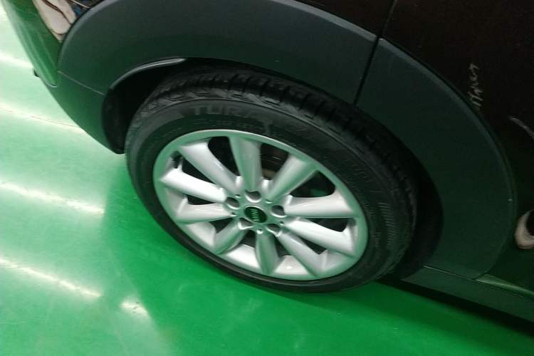 Used MINI Clubman 2016 1.5T COOPER Right Rear Wheel Hub