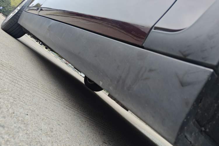 Used MINI Clubman 2016 1.5T ONE Internet Limited Edition Right Side Sill