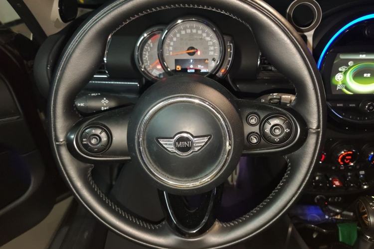 Used MINI Clubman 2016 Updated 1.5T COOPER Geek Edition Steering Wheel