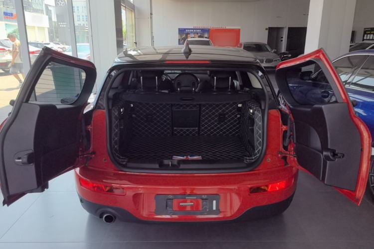 Used MINI Clubman 2016 Revised Version 1.5T COOPER Connoisseur Edition Trunk