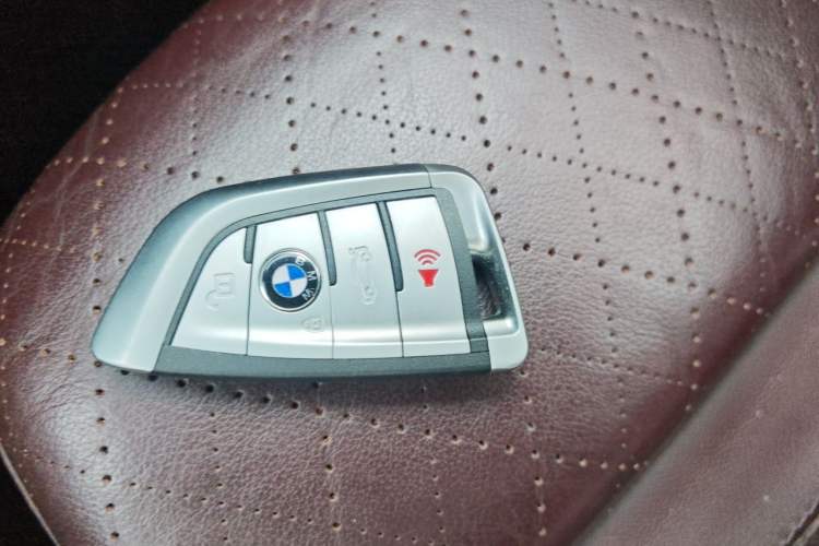 Used MINI Clubman 2016 Revised Version 1.5T COOPER Connoisseur Edition Vehicle Key