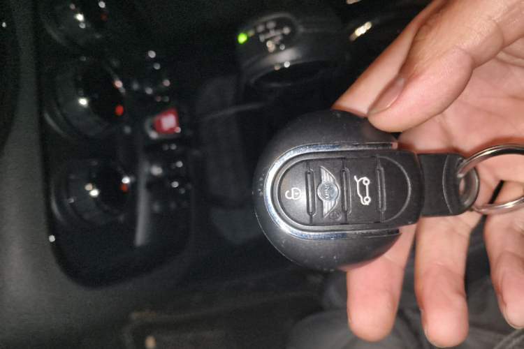 Used MINI Clubman 2016 2.0T COOPER S JCW Package Edition Vehicle Key