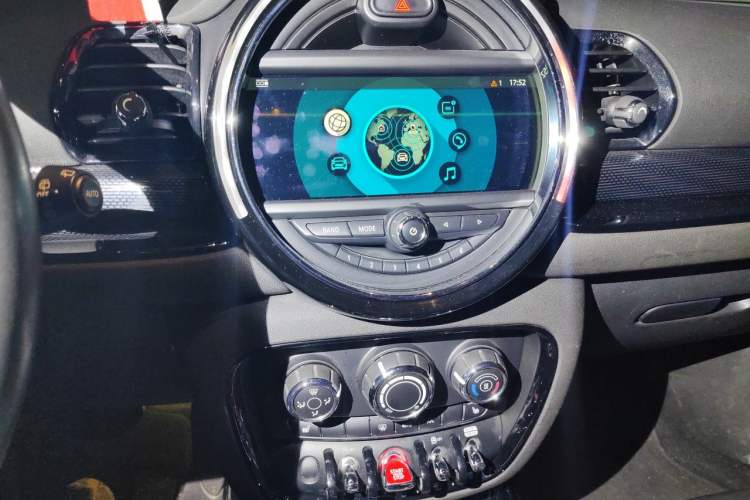 Used MINI Clubman 2016 Revised 1.5T COOPER Audio And AC Panel