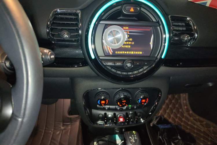 Used MINI Clubman 2016 Revised Version 1.5T COOPER Connoisseur Edition Audio And AC Panel