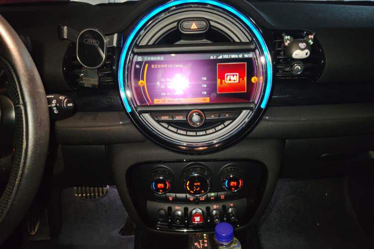 Used MINI Clubman 2016 Revised 2.0T COOPER S Audio And AC Panel