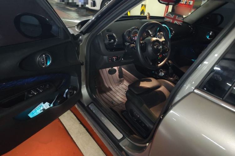 Used MINI Clubman 2016 Revised Version 1.5T COOPER Connoisseur Edition Driver Seat