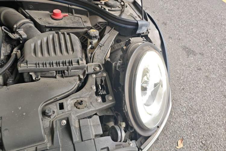 Used MINI Clubman 2016 Revised Version 1.5T COOPER Connoisseur Edition Engine Bay Left